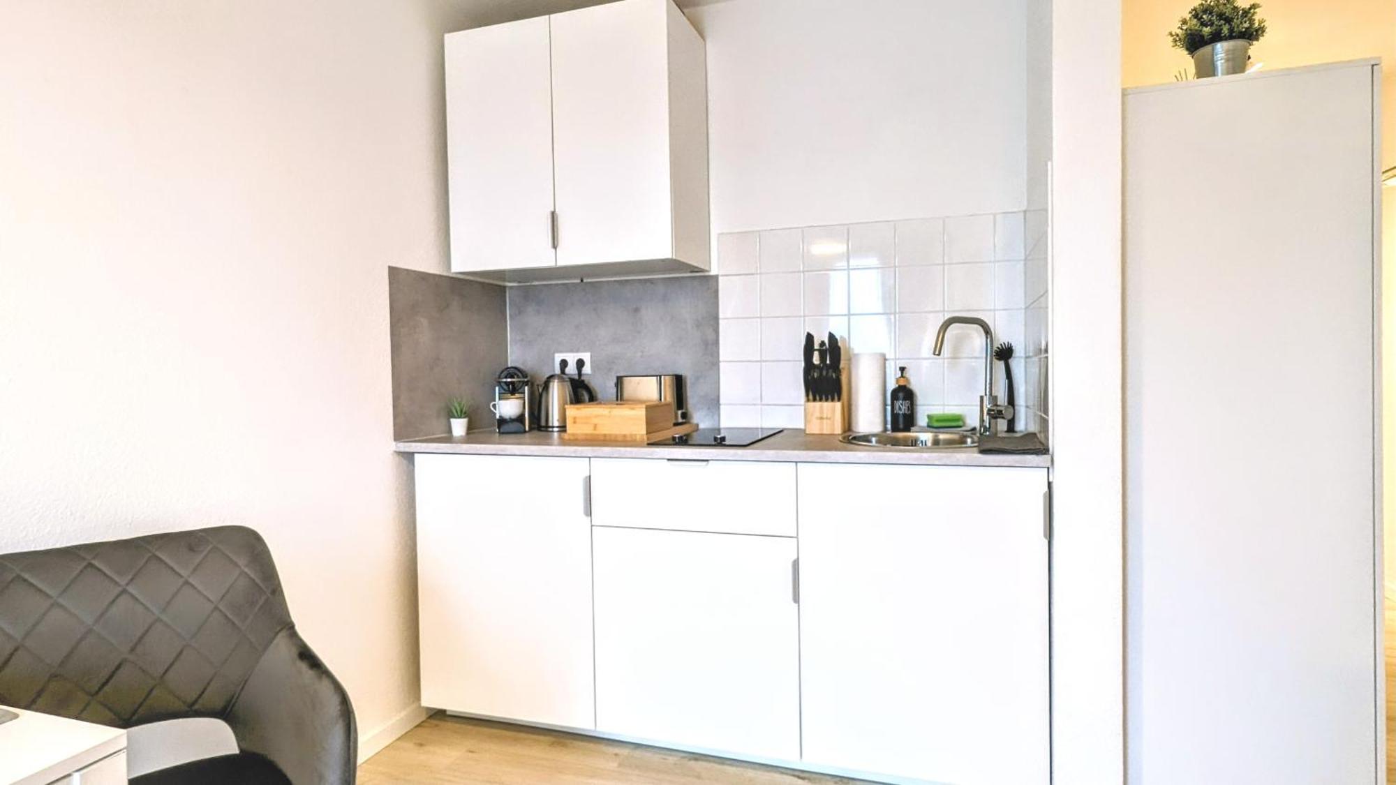 Andriss - Study & Work Apartments - Wifi - Kitchen Kaiserslautern Exterior foto