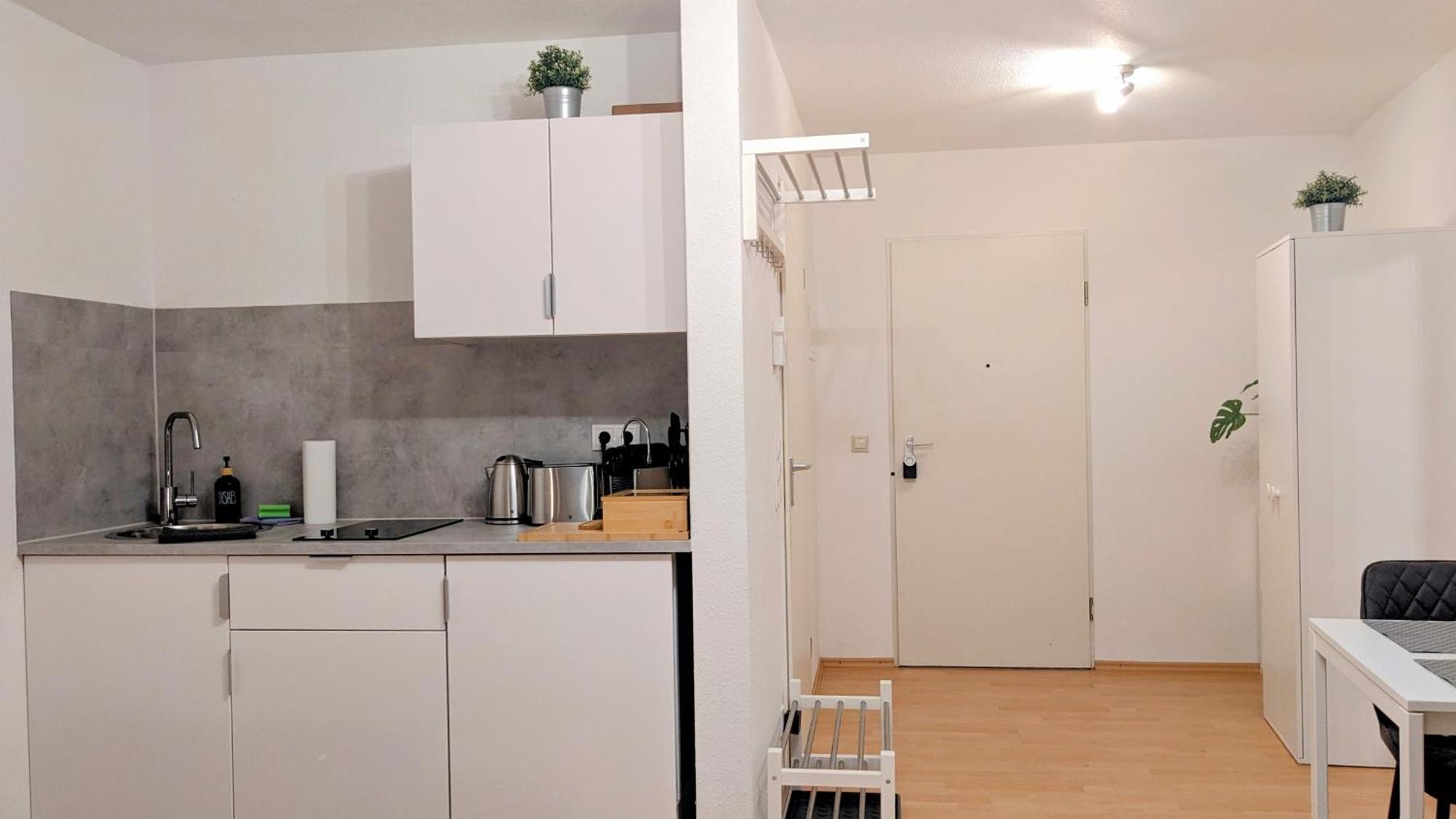 Andriss - Study & Work Apartments - Wifi - Kitchen Kaiserslautern Exterior foto